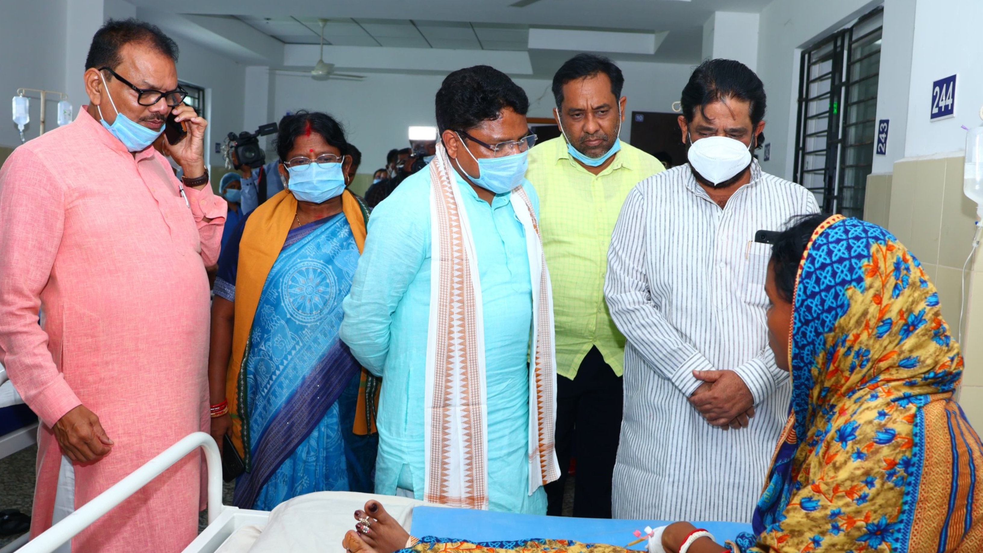 ସ୍ୱାସ୍ଥ୍ୟମନ୍ତ୍ରୀ ଓ ବରିଷ୍ଠ ଅଧିକାରୀମାନଙ୍କର ଡାଇରିଆ  ସ୍ଥିତି ନିରୀକ୍ଷଣ ଓ ସମୀକ୍ଷା