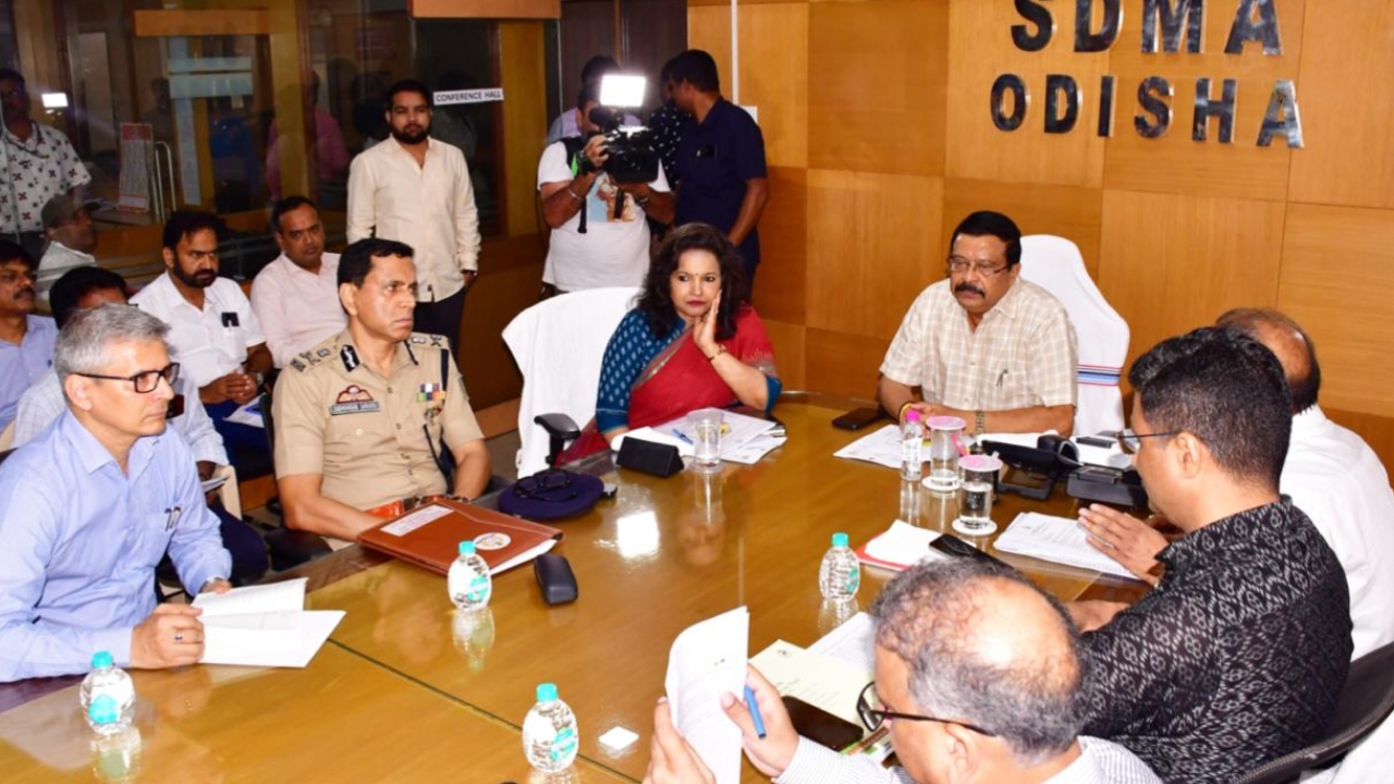 ସମ୍ଭାବ୍ୟ ବାତ୍ୟାର ମୁକାବିଲା ପାଇଁ ସରକାର ସମ୍ପୂର୍ଣ୍ଣ ଭାବେ ପ୍ରସ୍ତୁତ