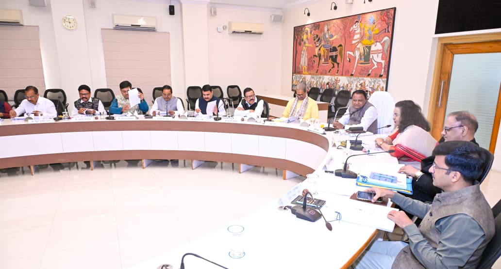 ରାଜ୍ୟ କ୍ୟାବିନେଟ୍‌ ବୈଠକରେ ୧୦ ବିଭାଗର ୧୨ ପ୍ରସ୍ତାବକୁ ମଞ୍ଜୁରୀ