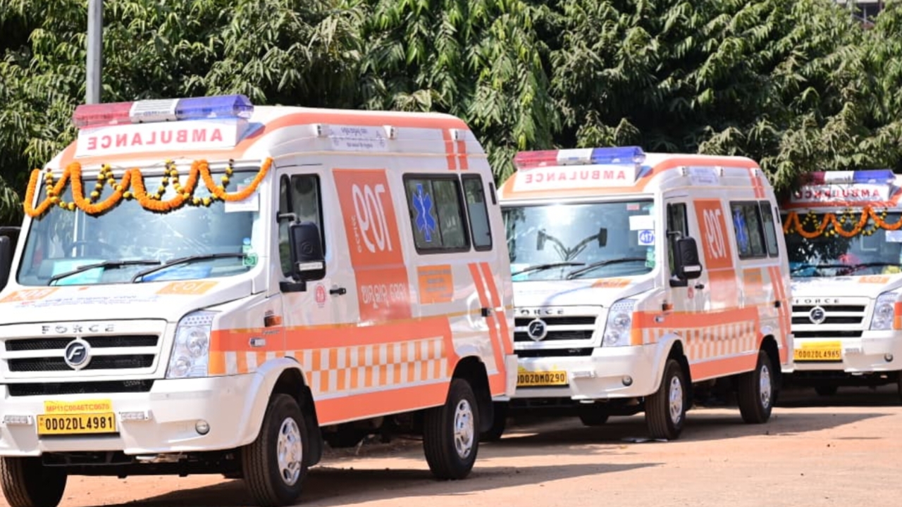 କଳିଙ୍ଗ ଷ୍ଟାଡିୟମରେ ୨୫୦ ନୂଆ ଆମ୍ବୁଲାନ୍ସର ଶୁଭାରମ୍ଭ କଲେ ମୁଖ୍ୟମନ୍ତ୍ରୀ